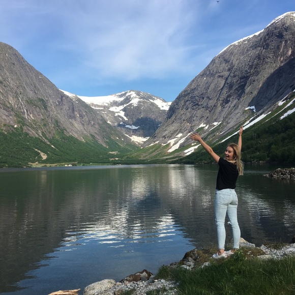 Meet your Posher, Tatiana - Picture 2 of 4